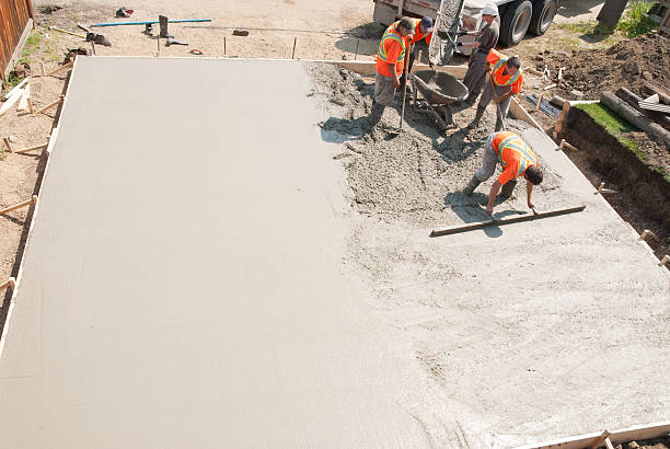 Best Concrete Driveway Installation  in Clifton, TN